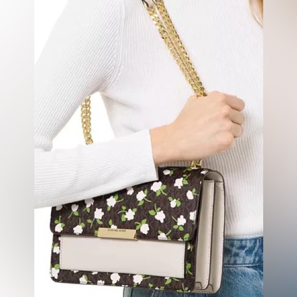 ✨LIMITED EDITION✨NEW w TAGS!✨ Michael Kors Floral Gusset Shoulder Bag